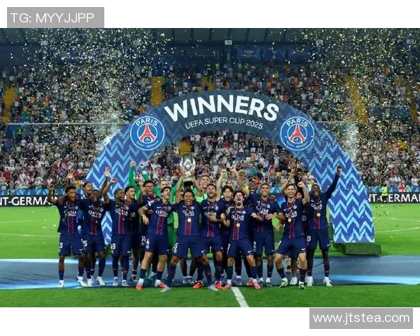 巴黎圣日耳曼豪取法甲冠军,尽显王者风范 巴黎圣日耳曼豪取法甲冠军,尽显王者风范